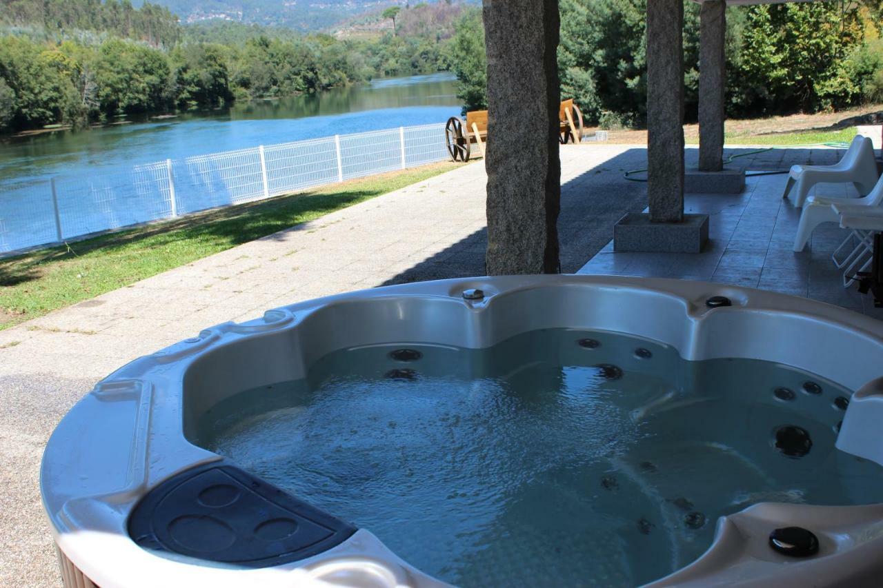 Turismo Homes River House Mill Geres 포보아데란호소 외부 사진